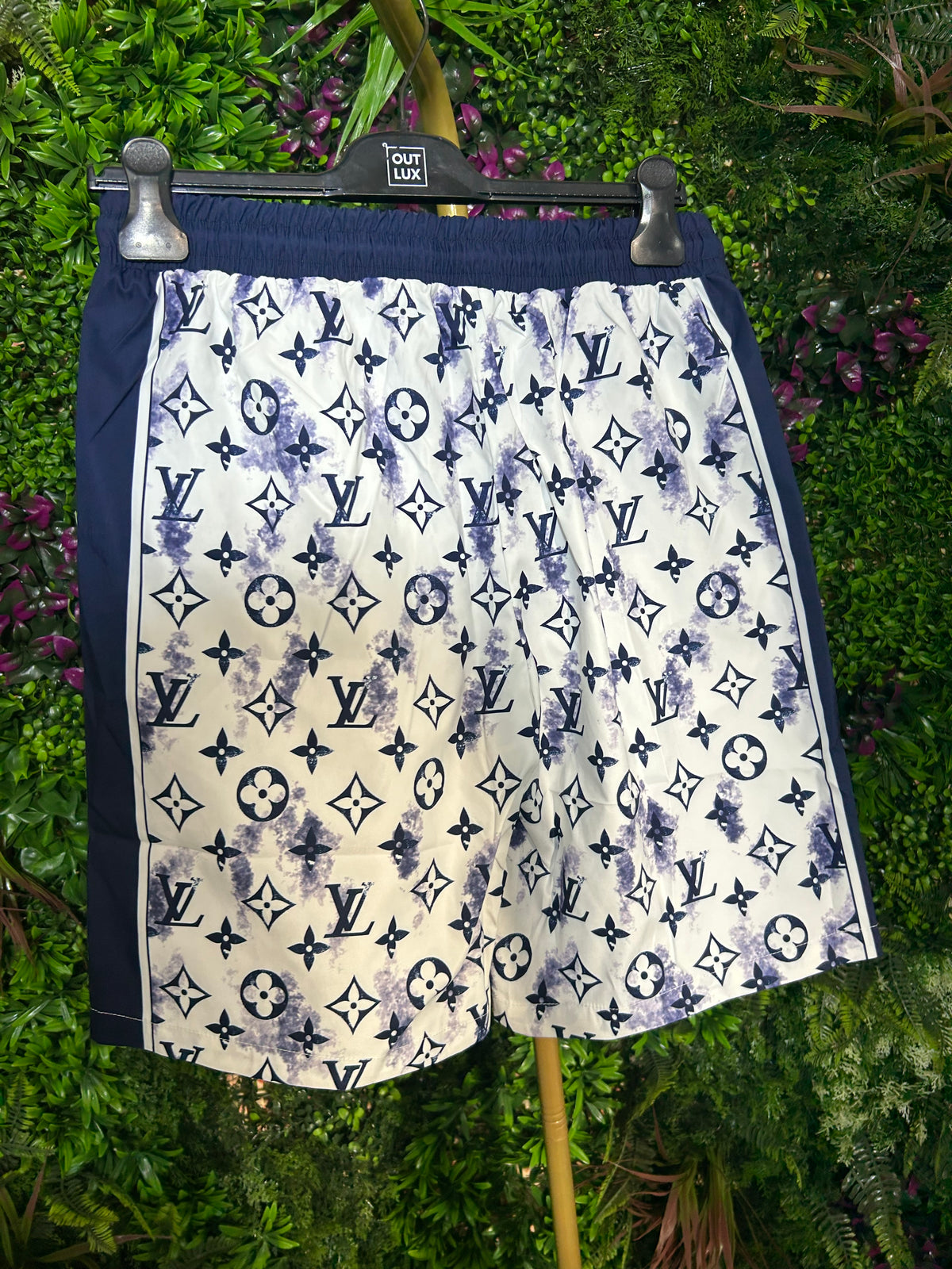 COSTUME LV