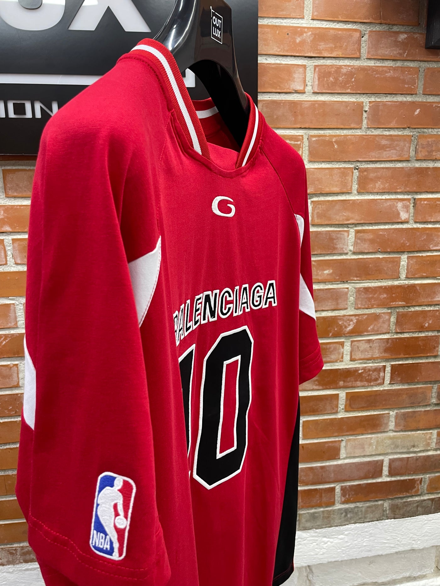 T-SHIRT BALENCIAGA X NBA