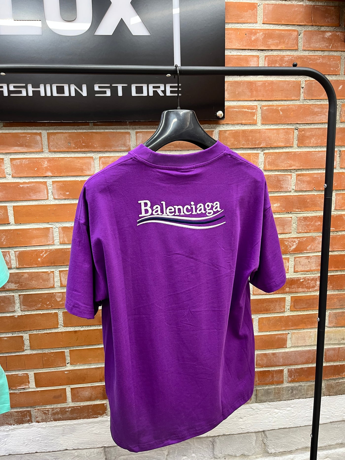 T-SHIRT BALENCIAGA