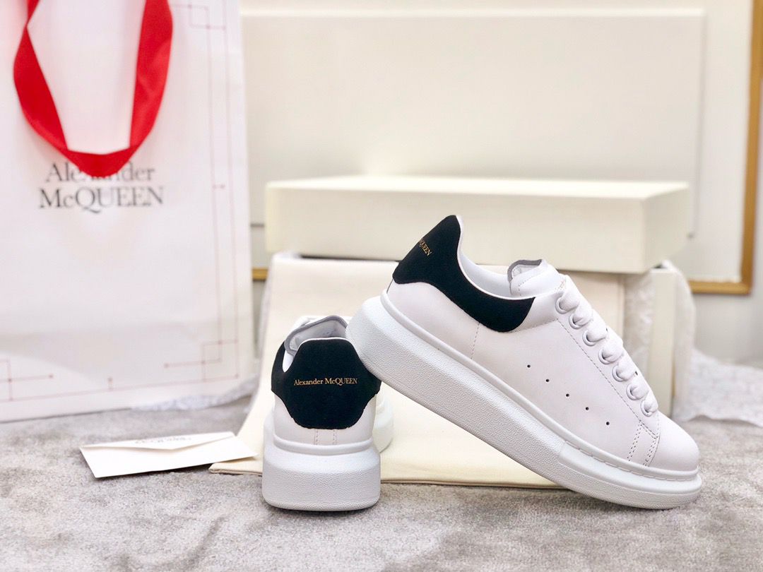 Alexander McQUEEN