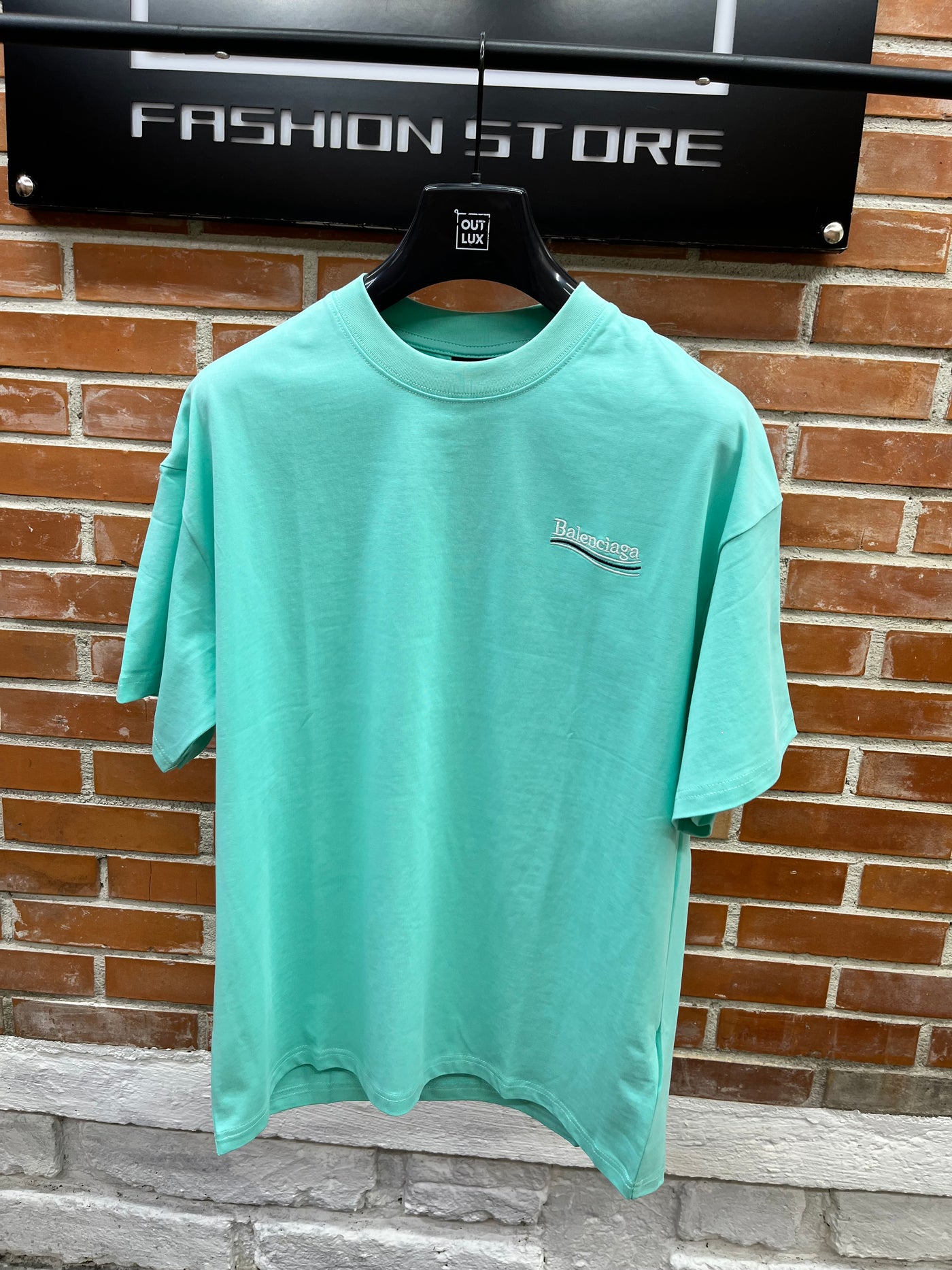 T-SHIRT BALENCIAGA